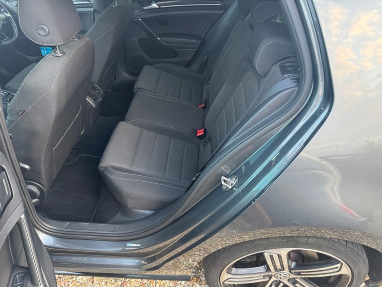 2018 Volkswagen Golf 2.0 TSI 310 R 5dr 4MOTION DSG HATCHBACK Petrol Automatic