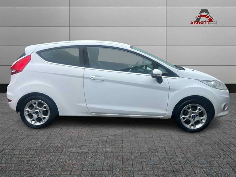 2012 Ford Fiesta 1.25 Zetec 3dr [82] HATCHBACK Petrol Manual