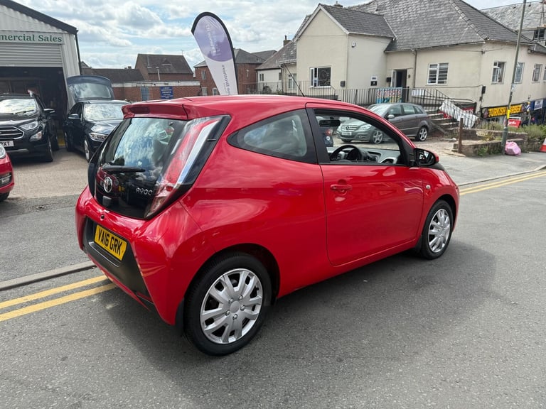 2016 Toyota AYGO 1.0 VVT-i X-Play 3dr HATCHBACK PETROL Manual