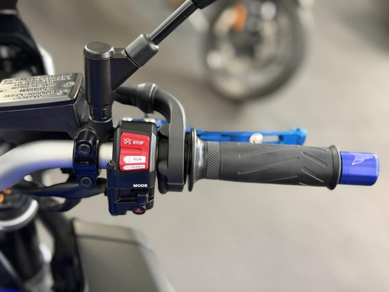 2018 Yamaha MT-10 1000 Hyper-naked Petrol Manual Euro 4 (160 ps)