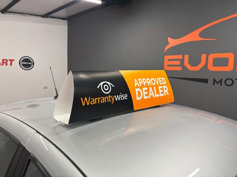 2012 Renault Clio 1.2 16V Dynamique TomTom 5dr HATCHBACK Petrol Manual