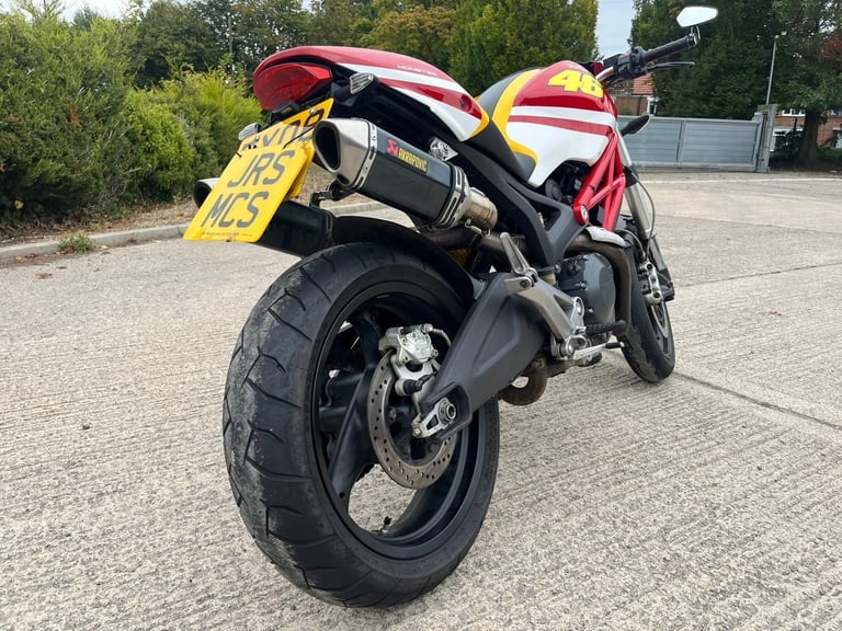 2008 08 DUCATI MONSTER 696 PLUS M696  RED NAKED M 696 RETRO CAFE STYLE