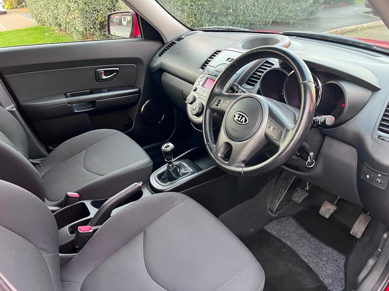 Kia, SOUL, Hatchback, 2011, Manual, 1582 (cc), 5 doors