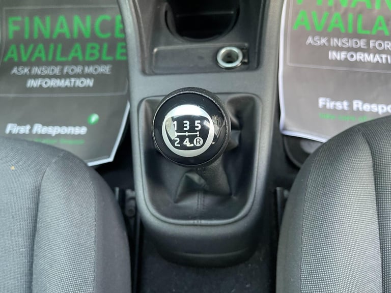 2014 Volkswagen up! 1.0 Move up! Euro 5 3dr HATCHBACK Petrol Manual