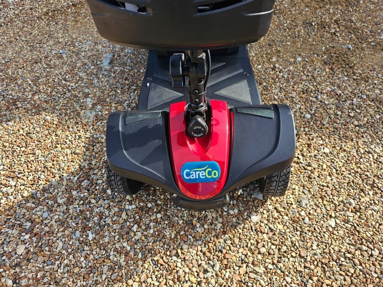 CARECO ZOOM - 4MPH PORTABLE CARBOOT MOBILITY SCOOTER