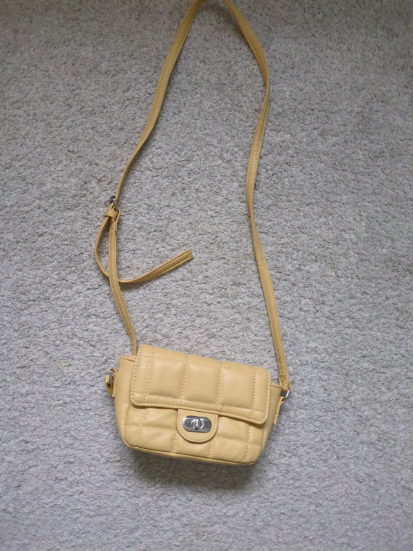image for Yellow handbag 
