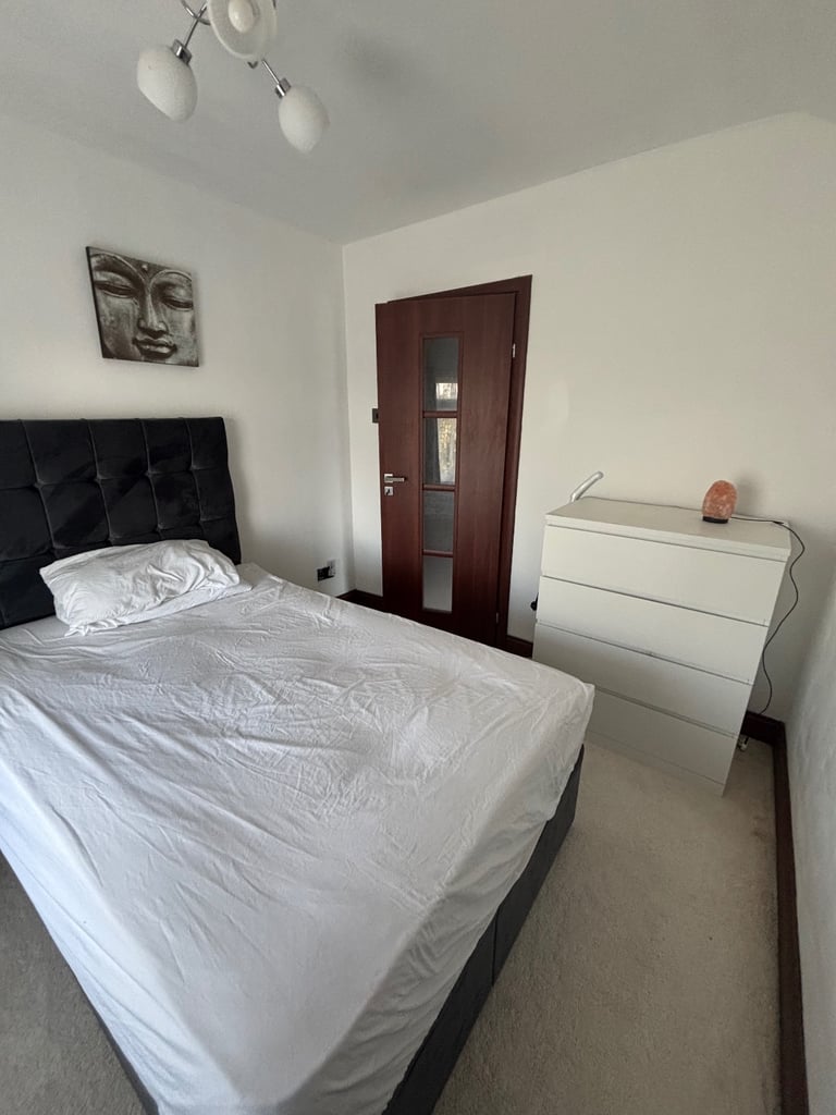 Large room to rent £500 incl Spaulding common 