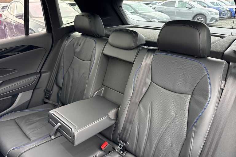 2025 Volkswagen Tiguan 1.5 TSI eHybrid 19.7kWh R-Line DSG Euro 6 (s/s) 5dr SUV Automatic