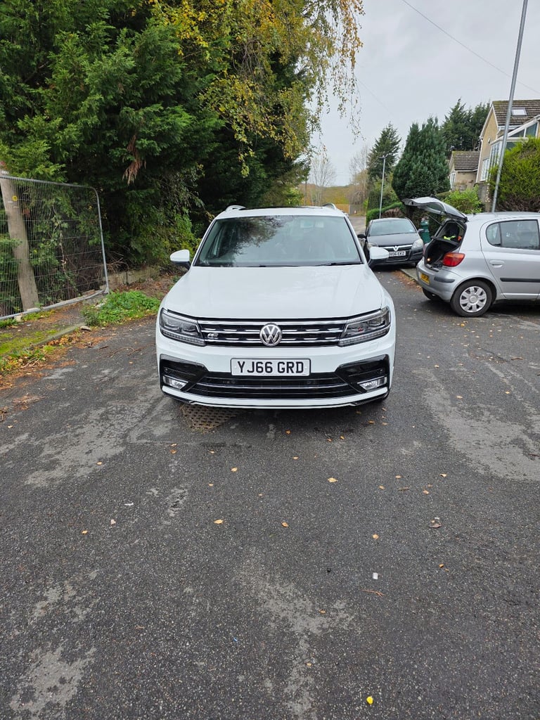 Volkswagen, TIGUAN, Estate, 2016, Semi-Auto, 1968 (cc), 5 doors