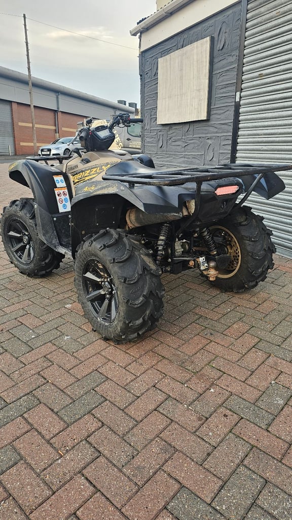 Yamaha grizzly 700