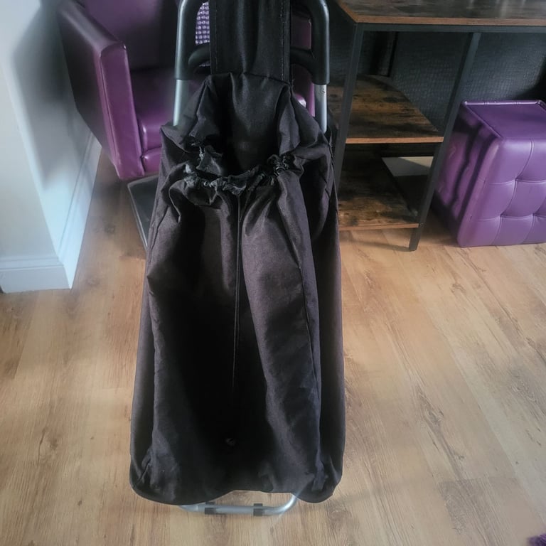 image for Large pull along bag on wheels , Holiday/ car boot 