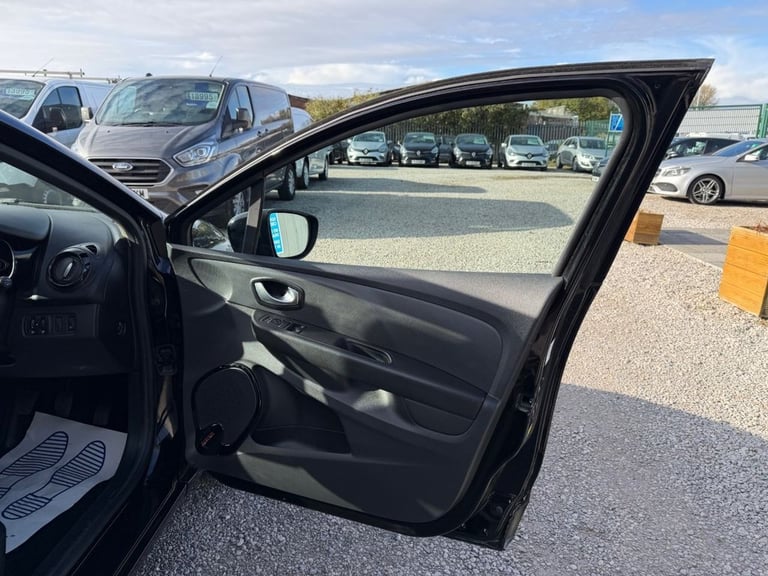 2019 Renault Clio 1.5 dCi Play Hatchback 5dr Diesel Manual Euro 6 (s/s) (90 ps) Hatchback Diesel ...