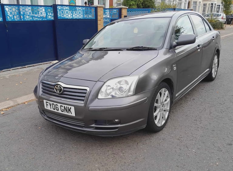Toyota AVENSIS 2006 2.0 petrol automatic 