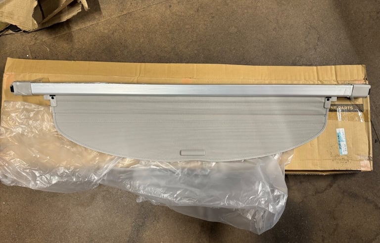 image for Brand New Genuine Nissan X Trail Parcel Shelf Tonneau Cover 849824CL6A