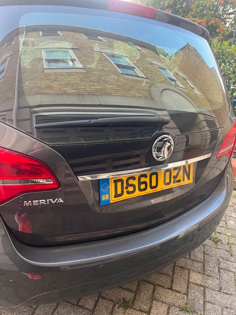 Vauxhall Meriva Grey 5 door 
