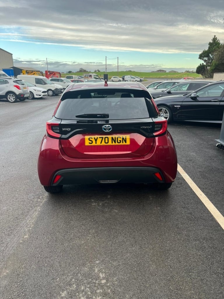 TOYOTA YARIS 1.5 VVT-h Design 2020