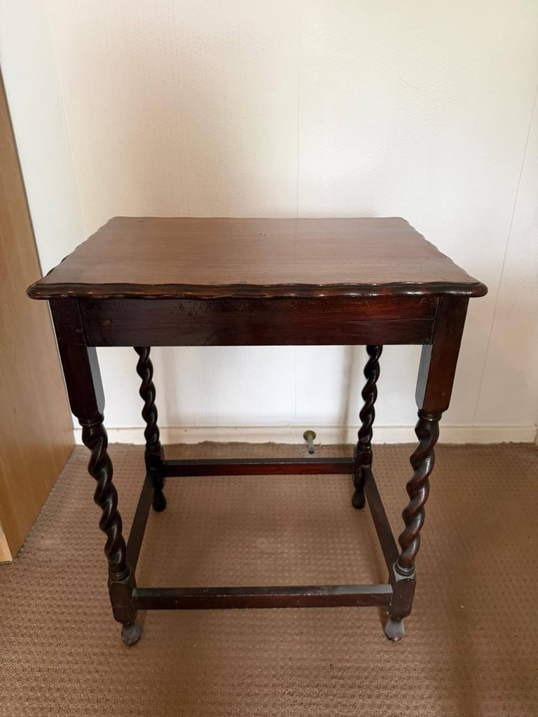 Antique bedroom furniture 