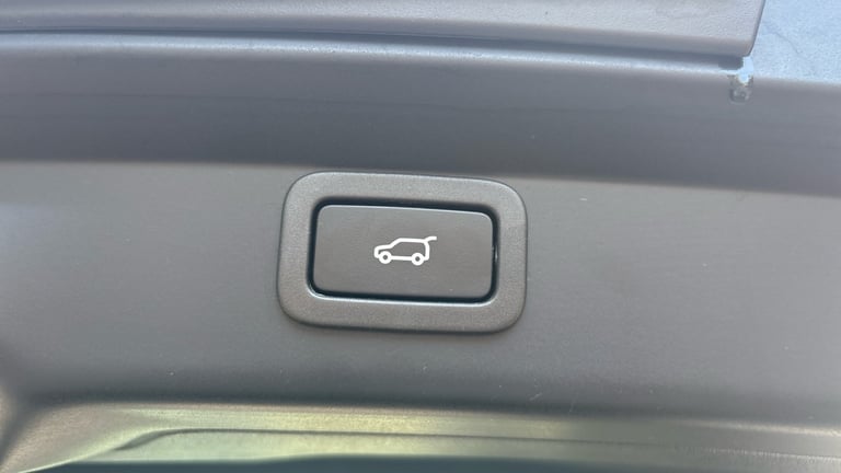 2022 Jaguar I-Pace 294kW EV400 HSE Black 90kWh 5dr Auto 11kW Charger Electric Estate Estate Elect...