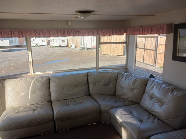 2 Bedroom Mobile Home For Rent