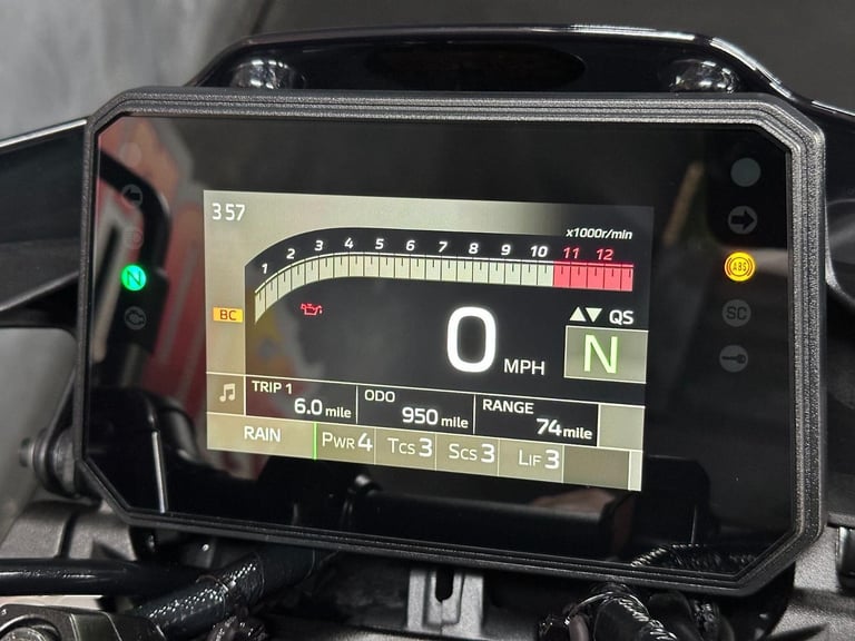 2024 Yamaha MT-09 900 Hyper-naked Euro 5