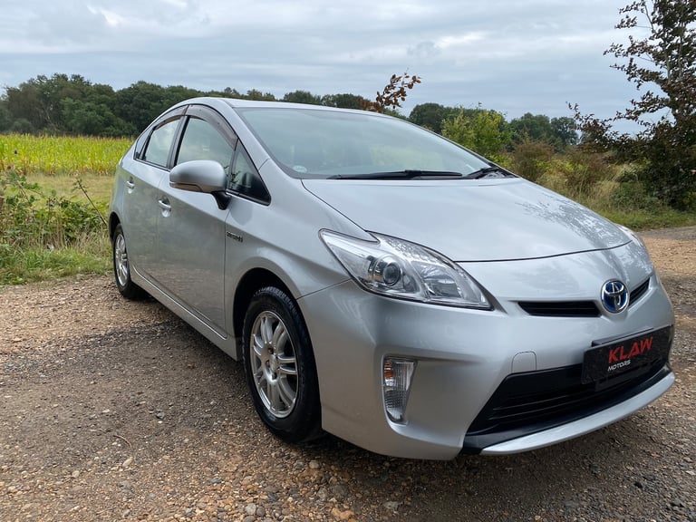 2015 Toyota Prius PRIUS T SPIRIT VVT-I CVT Hybrid