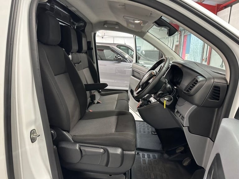 2022 22 PEUGEOT EXPERT 1.5 BLUEHDI 1000 PROFESSIONAL PREMIUM LONG LWB L2 * ONLY 