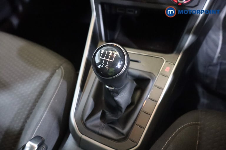 2018 Volkswagen Polo 1.0 TSI 95 SE 5dr Hatchback Petrol Manual