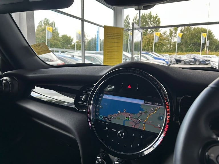 2021 MINI Convertible 1.5 Cooper Classic Convertible 2dr Petrol Manual Euro 6 (s/s) (136 ps) 1 OW...