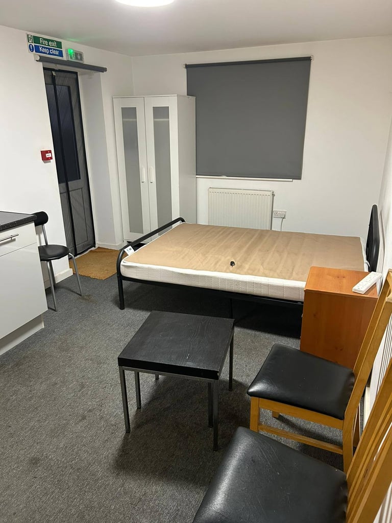 Fully Furnished Studio Flat to Rent in Macnorma, Headstone Lane, Harrow HA3 – DSS Accepted