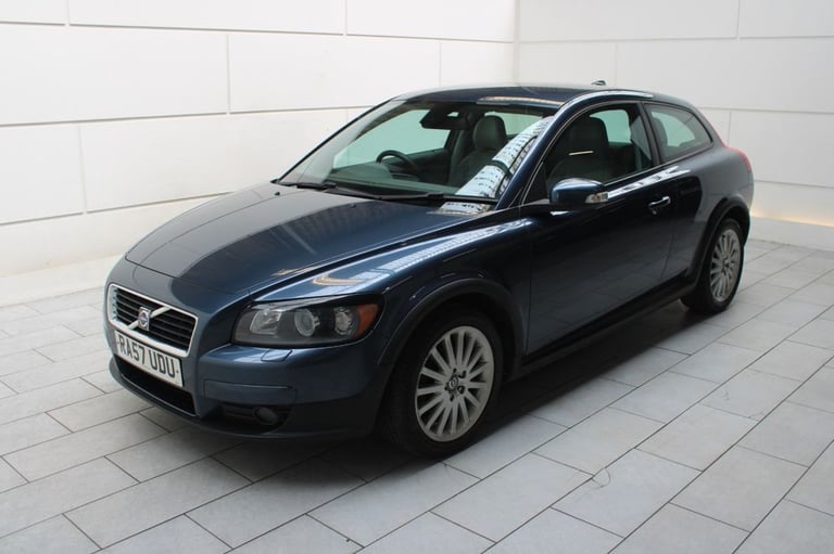 2007 Volvo C30 2.0 SE Lux Coupe 2dr Petrol Manual (177 g/km, 143 bhp) Coupe Petrol Manual