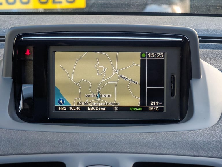 2013 Renault Megane 1.5 dCi Dynamique TomTom Euro 5 3dr COUPE Diesel Manual