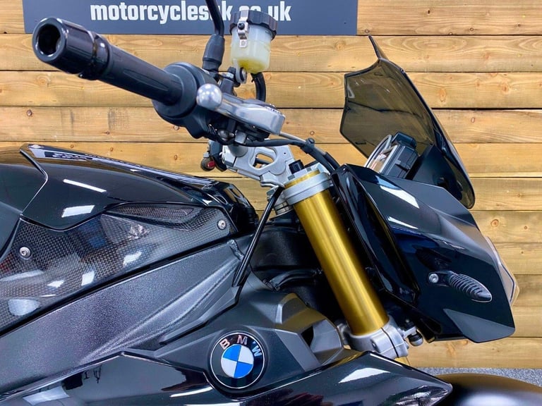 SUPERB 2016 BMW S1000R SPORT, ONLY 7173 MILES AND ONE OWNER, GREAT SPEC!