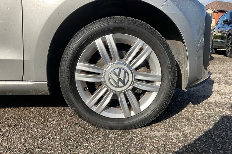 2018 Volkswagen up! 1.0 90PS High Up 5dr [Start Stop] HATCHBACK PETROL Manual