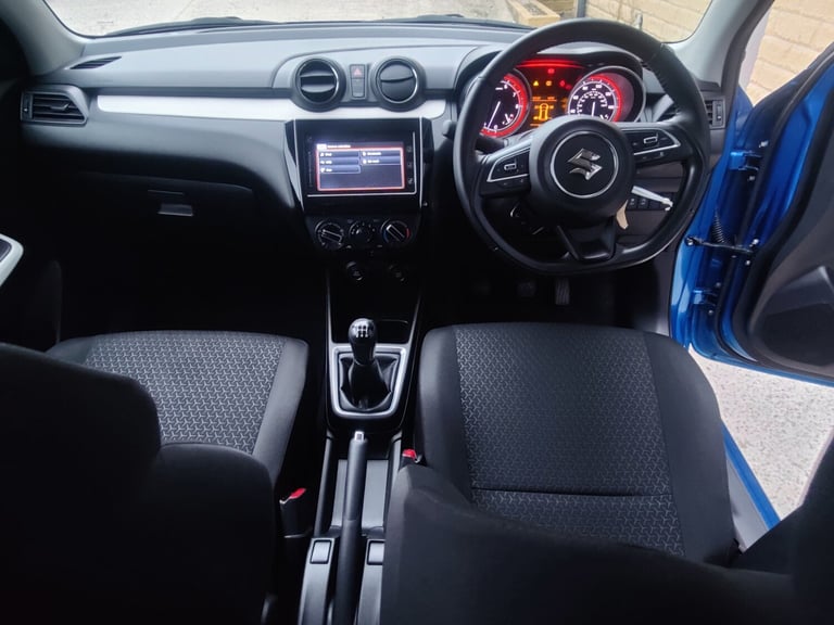 SUZUKI SWIFT; HYBRID; APPLE &amp; ANDROID CAR PLAY; BLUE; ULEZ COMPLIANT;-5 DOOR;