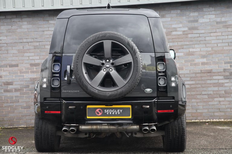 2022 Land Rover Defender 110 5.0 P525 V8 Auto 4WD Euro 6 (s/s) 5dr ESTATE Petrol Automatic