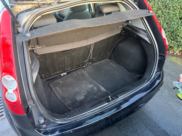 Ford, FIESTA, Hatchback, 2008, Manual, 1388 (cc),5 doors - Image 8