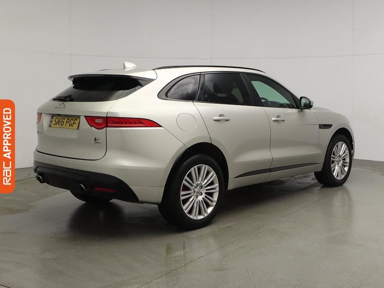 2016 Jaguar F-Pace 3.0 D300 V6 S SUV 5dr Diesel Auto AWD Euro 6 (s/s) (300 ps) SUV DIESEL Automatic