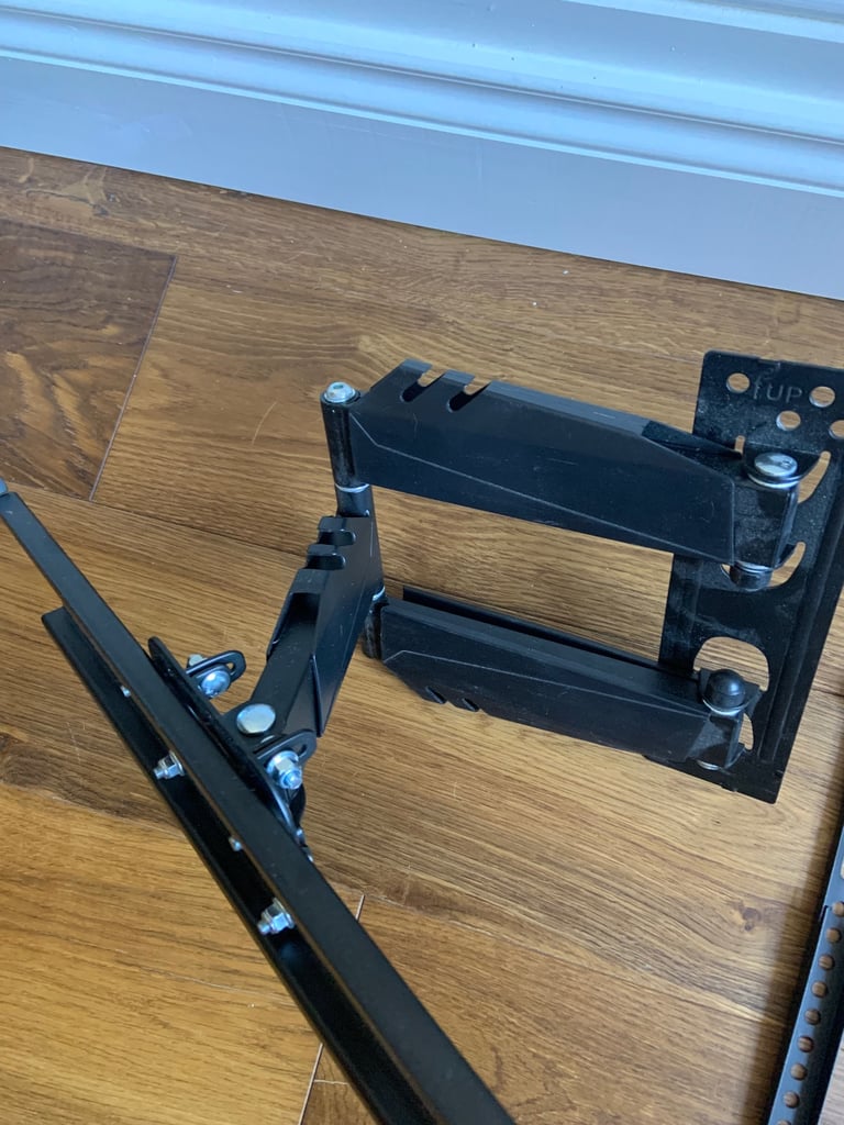 image for Heavy duty TV bracket