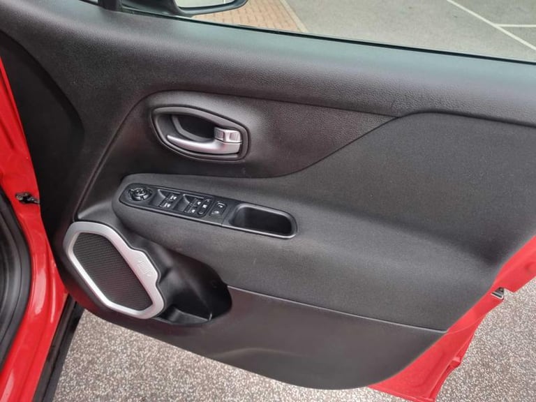 2016 Jeep Renegade 1.4 Multiair Longitude 5dr Manual SUV Petrol Manual