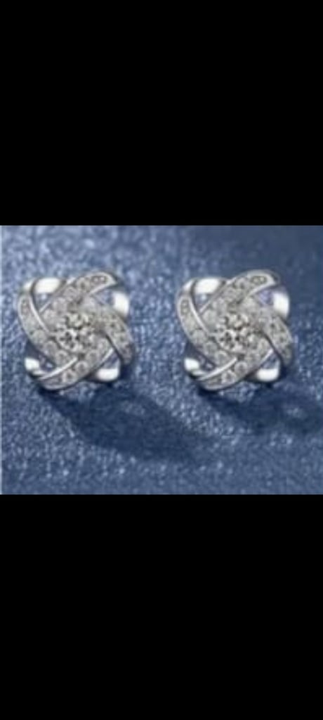image for Sliver studs 