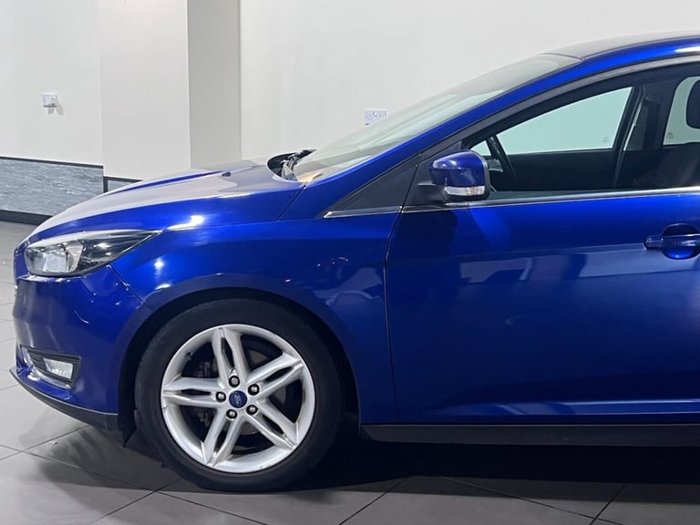 2016 Ford Focus 1.0 EcoBoost 125 Titanium 5dr HATCHBACK PETROL Manual