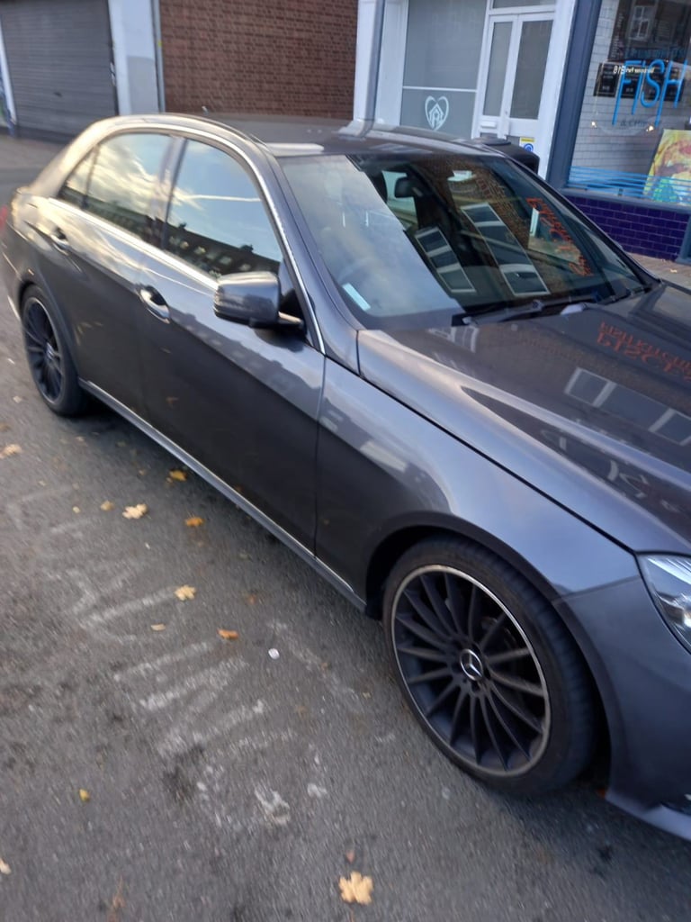 Mercedes-Benz, E CLASS, Saloon, 201313, Semi-Auto, 2143 (cc), 4 doors