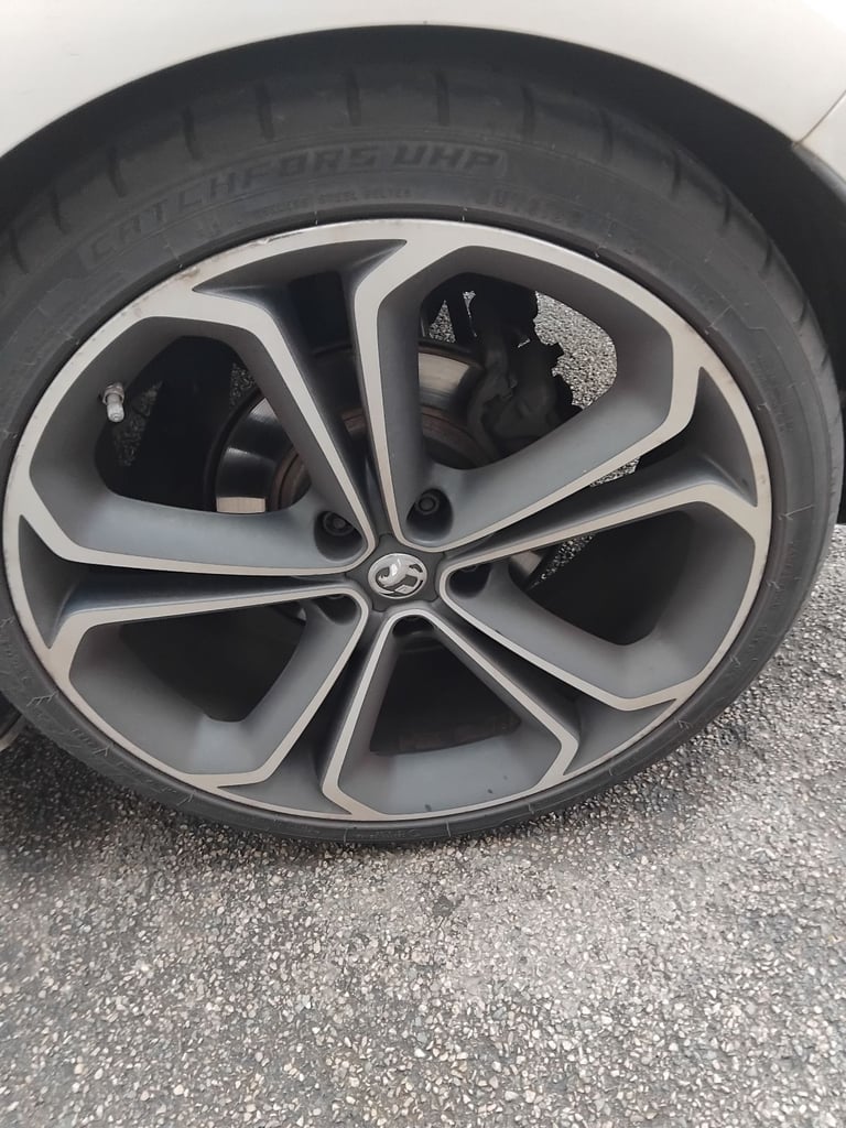 Astra gtc alloy wheels