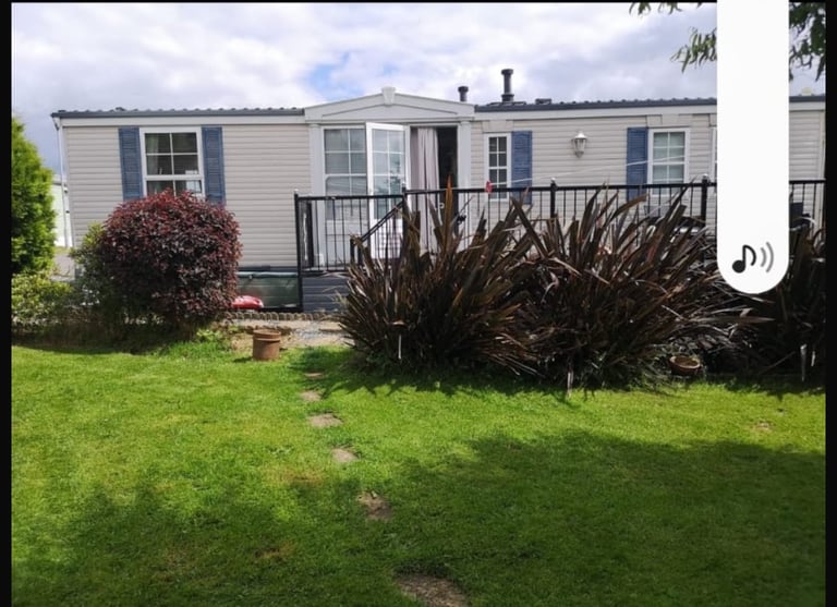 2 bedroom static caravan on denemouth caravan site 