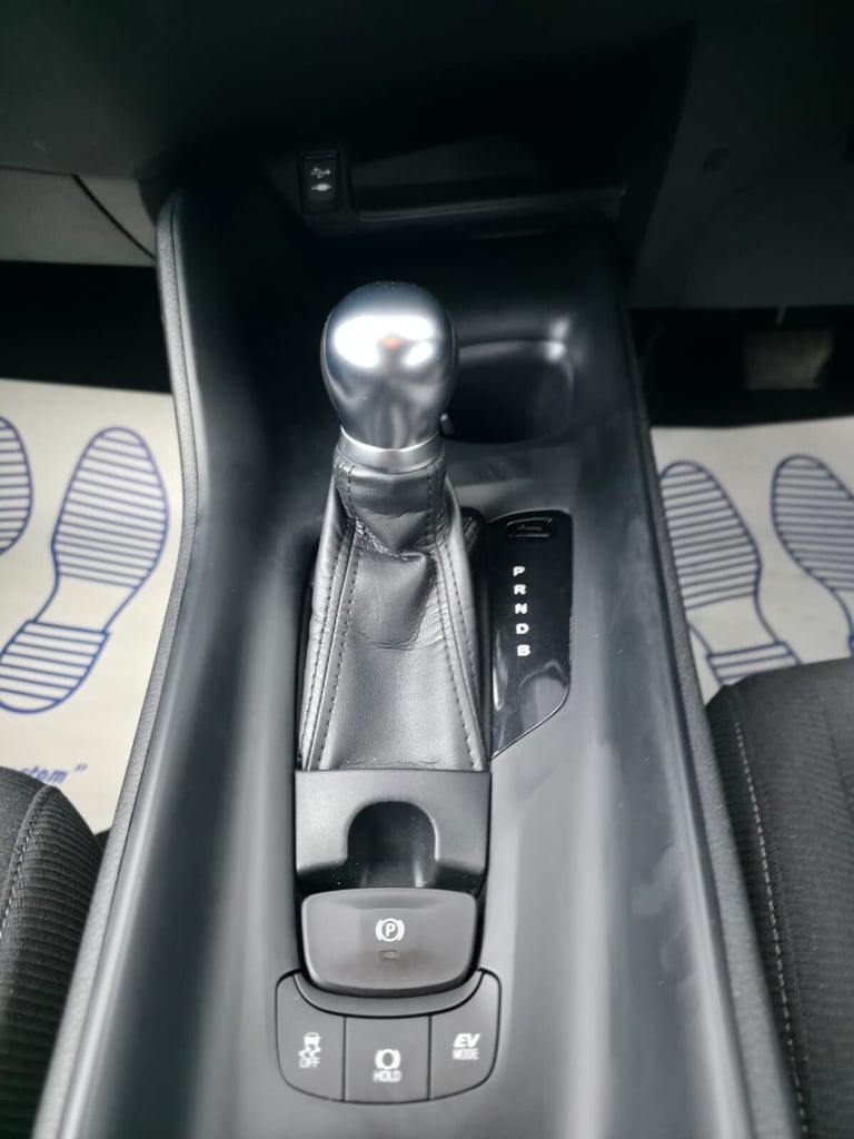 2017 Toyota C-HR  Manual