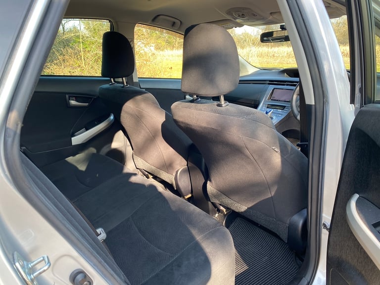 2015 Toyota Prius PRIUS T SPIRIT VVT-I CVT Hybrid