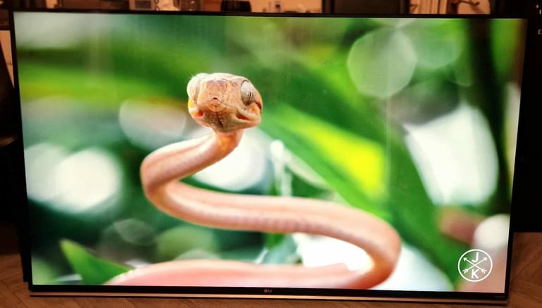 Smart TV LG 60 inch good working NO STAND