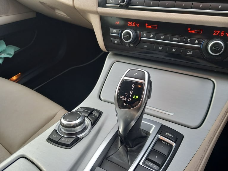 BMW, 5 SERIES, Estate, 2012, Semi-Auto, 1995 (cc), 5 doors