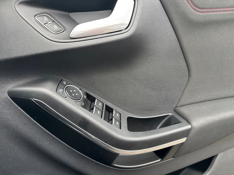 2021 Ford Puma 1.0 EcoBoost ST-Line 5dr Auto HATCHBACK PETROL Automatic