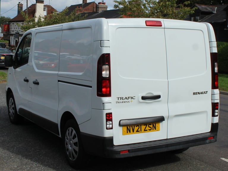 2021 Renault Trafic 2.0 dCi ENERGY 28 Business+ Panel Van 5dr Diesel Manual SWB